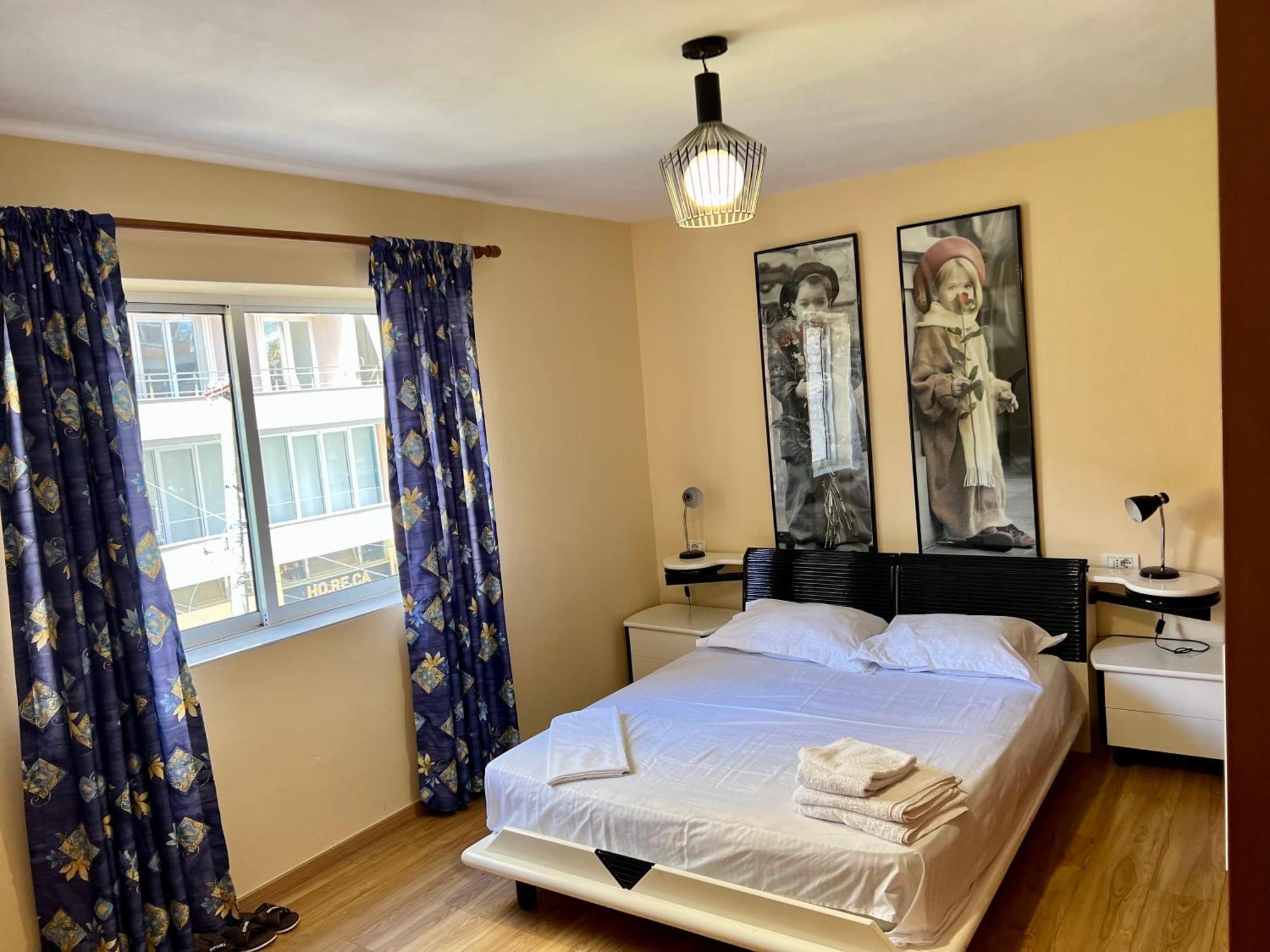 Skanderbeg Square Apartment Тирана Экстерьер фото