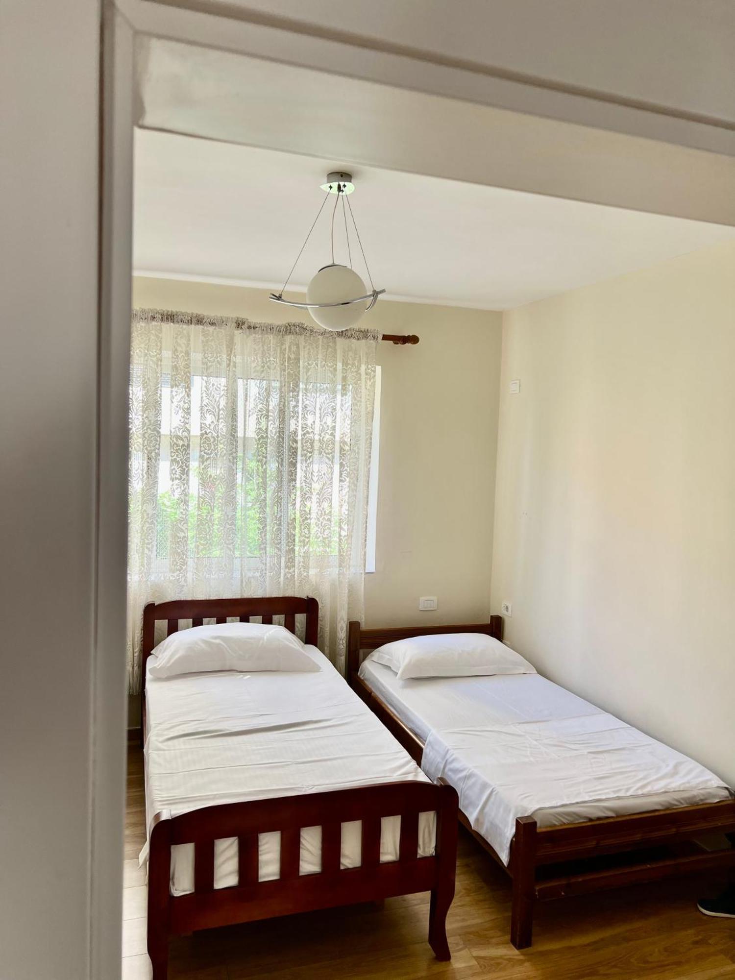 Skanderbeg Square Apartment Тирана Экстерьер фото